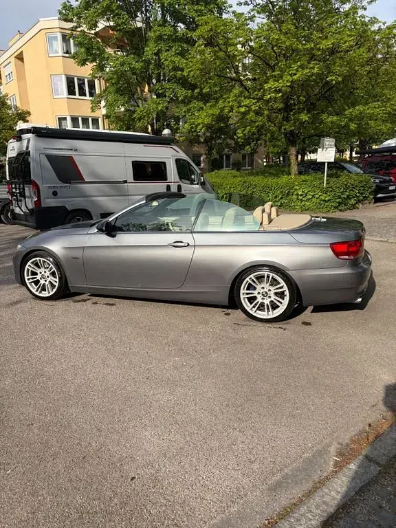 Gebraucht BMW 325 Cabriolet Performance 218 PS (160 kW) 2007 Grau Cabrio