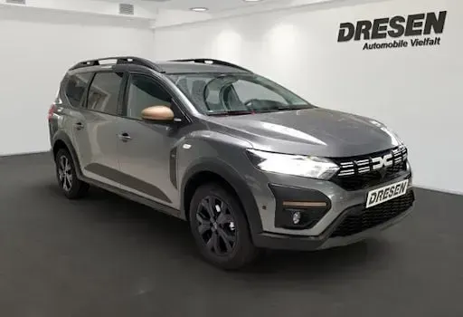 Neu Dacia Jogger Extreme 141 PS (103 kW) 2025 Grau Van / Kleinbus