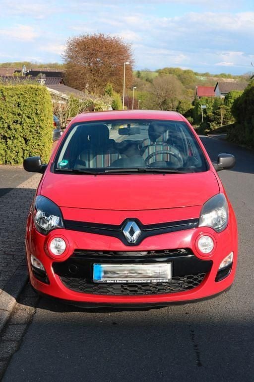 Usata Renault Twingo Expression 75 CV (55 kW) 2012 Rosso Utilitaria