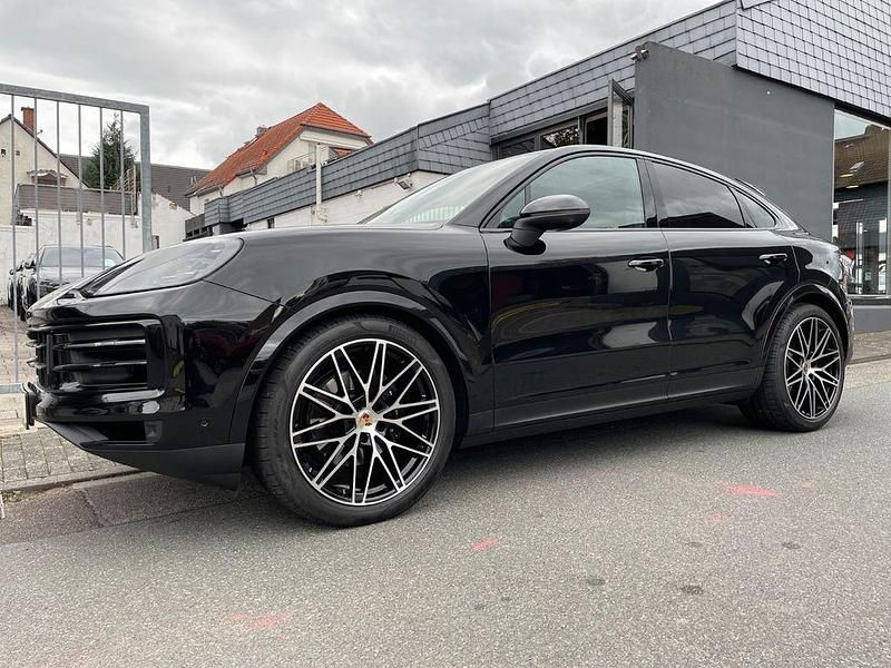 Gebraucht Porsche Cayenne 354 PS (260 kW) 2025 Schwarz SUV