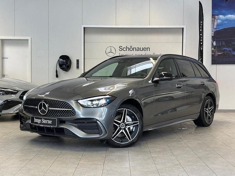 Grau Gebraucht 2024 Mercedes C300e AMG Limousine | 52.950 € (Teuer) - Bild 1/4