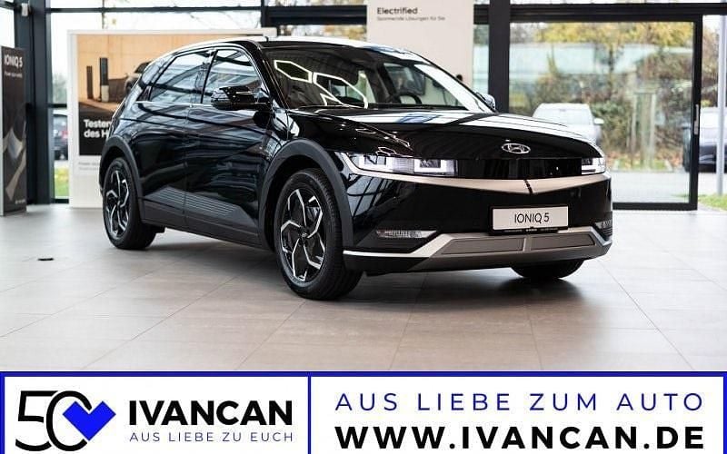 Abyss black Neu 2024 Hyundai Ioniq 5 Dynamiq SUV | 35.990 € (Guter Preis) - Bild 1/4