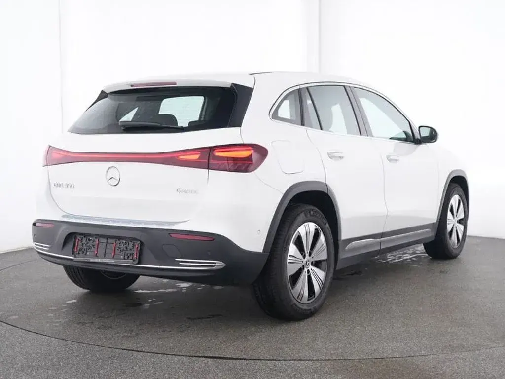 Gebraucht Mercedes EQA350 Progressive 214 kW (292 PS) 2025 Weiß SUV