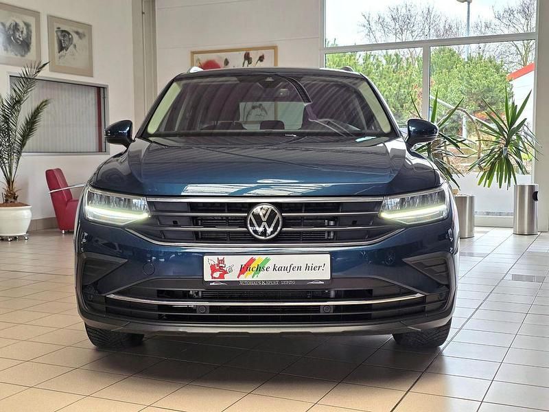Gebraucht VW Tiguan 150 PS (110 kW) 2021 Blau SUV