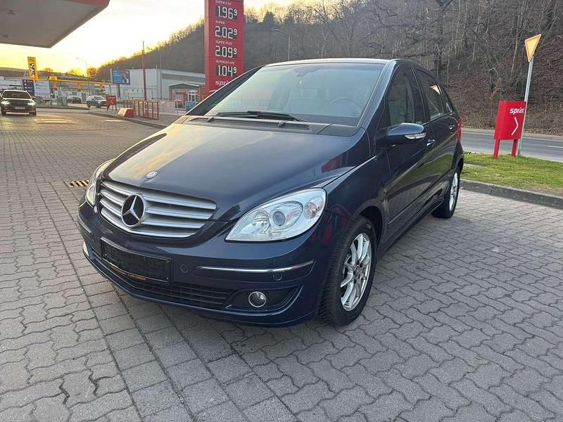 Gebraucht Mercedes B200 136 PS (100 kW) 2008 Blau Van / Kleinbus