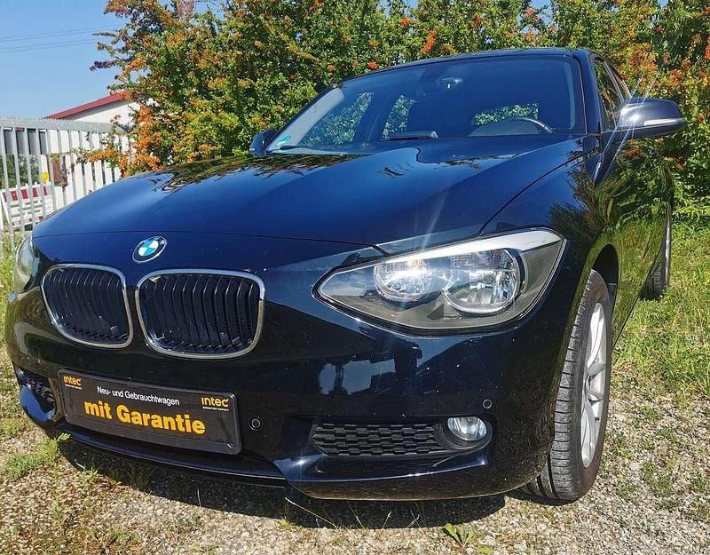 Schwarz Gebraucht 2013 BMW 116 Advantage Kleinwagen | 9.500 € (Fairer Preis) - Bild 1/4