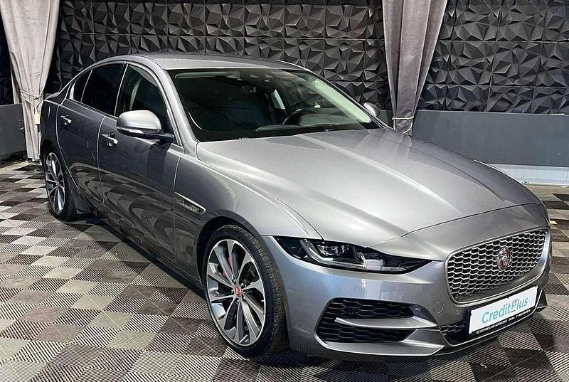 Gebraucht Jaguar XE S 179 PS (131 kW) 2020 Grau Limousine