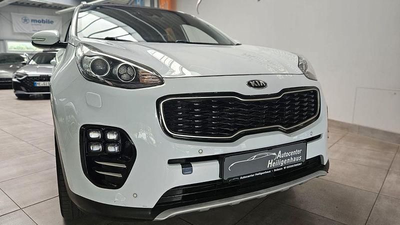 Weiß Gebraucht 2017 Kia Sportage GT-Line SUV | 15.980 € (Guter Preis) - Bild 1/4