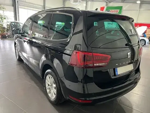 Gebraucht Seat Alhambra 150 PS (110 kW) 2020 "deep" schwarz perleffekt Van / Kleinbus