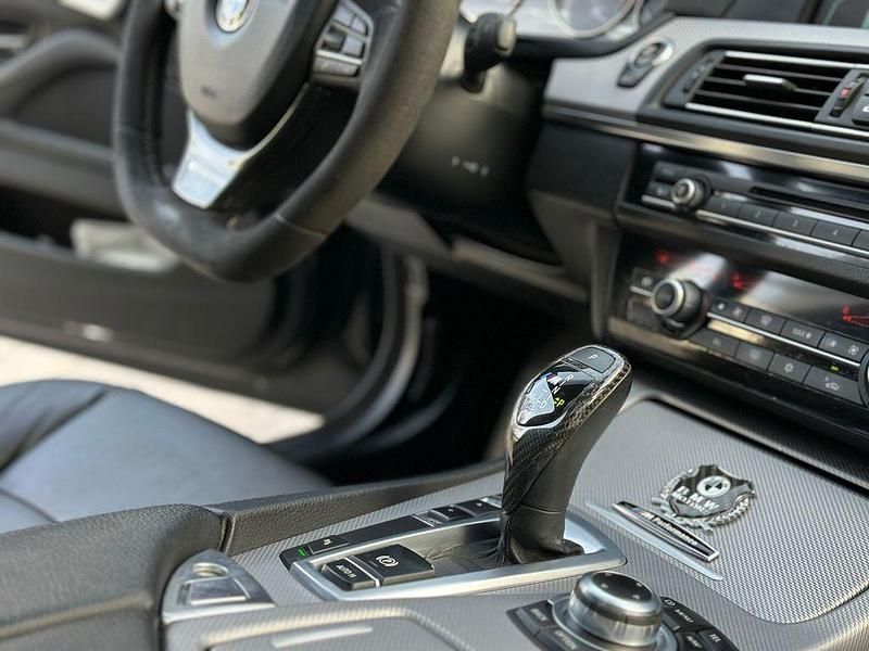 Gebraucht BMW 520 M Performance 184 PS (135 kW) 2012 Schwarz Limousine