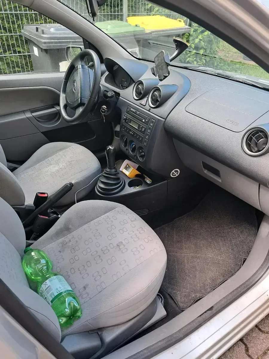 Brugt Ford Fiesta 2003 Grå Hatchback
