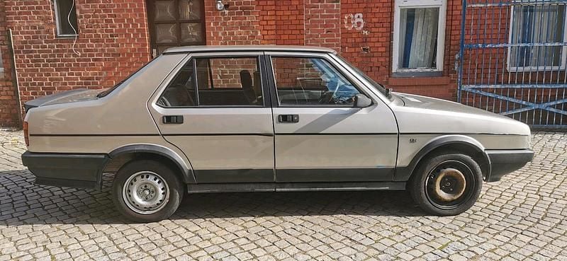 Gebraucht 1991 Seat Malaga Limousine | 3.490 € - Bild 1/4
