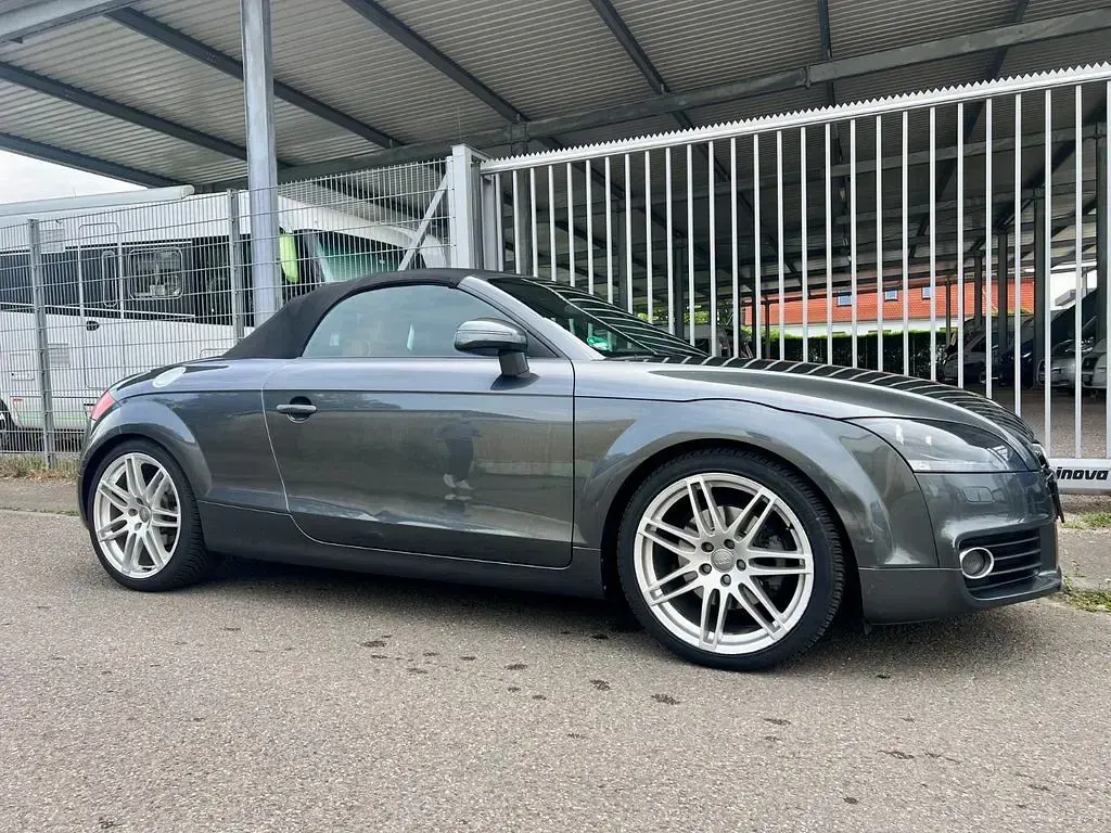 Gebraucht Audi TT Roadster Exclusive 211 PS (155 kW) 2012 Grau Cabrio