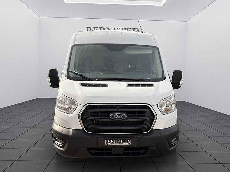 Gebraucht Ford Transit Trend 131 PS (96 kW) 2019 Weiß Van / Kleinbus