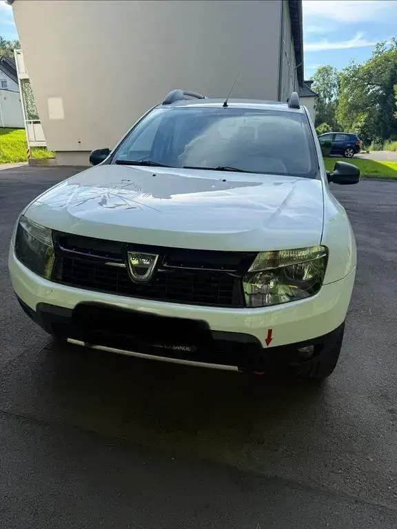 Gebraucht Dacia Duster 105 PS (77 kW) 2013 Weiß SUV