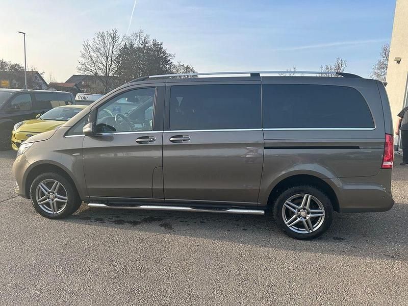 Gebraucht Mercedes V220 190 PS (139 kW) 2016 Indiumgrau Van / Kleinbus