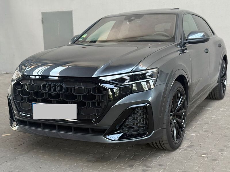 Grau Gebraucht 2024 Audi SQ8 Sport SUV | 92.000 € (Guter Preis) - Bild 1/4