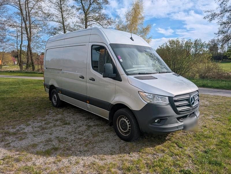Second-hand Mercedes Sprinter 190 CP (139 kW) 2021 Argintiu Van
