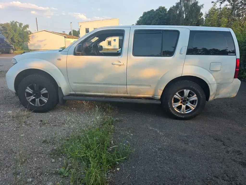 Gebraucht Nissan Pathfinder 171 PS (125 kW) 2008 Weiß SUV