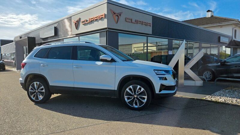 Gebraucht Skoda Karoq Ambition 150 PS (110 kW) 2024 Weiß SUV