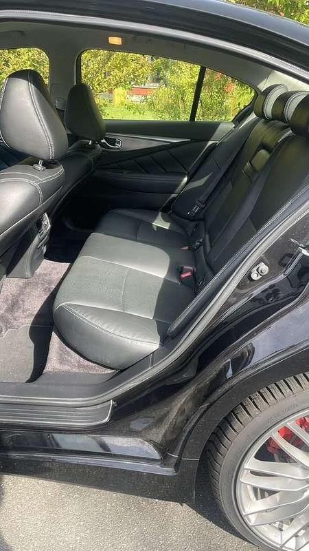 Gebraucht Infiniti Q50 209 PS (153 kW) 2016 Schwarz Limousine