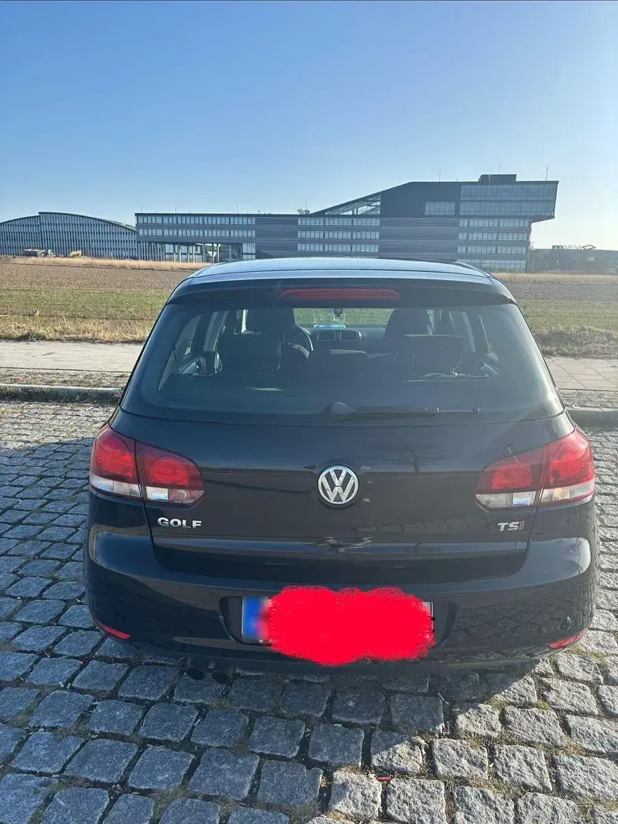Gebraucht VW Golf VI Highline 122 PS (89 kW) 2011 Schwarz Kleinwagen