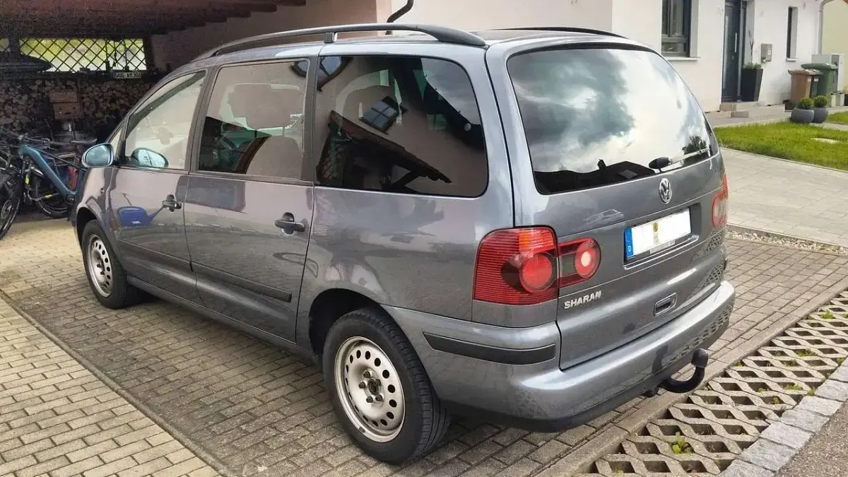Gebraucht VW Sharan United 116 PS (85 kW) 2010 Grau Van / Kleinbus