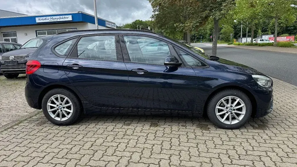 Gebraucht BMW 218 Active Tourer Advantage 150 PS (110 kW) 2017 Blau Van / Kleinbus