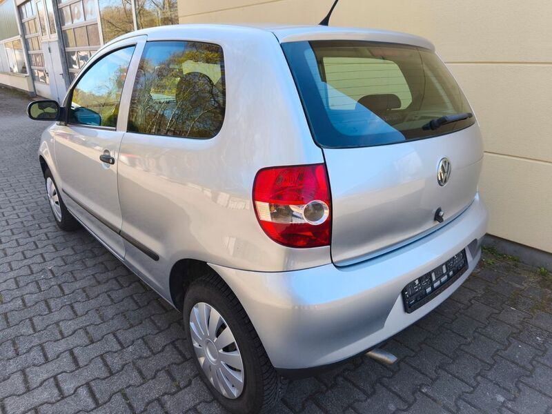 Gebraucht VW Fox 54 PS (39 kW) 2007 Silber Kleinwagen