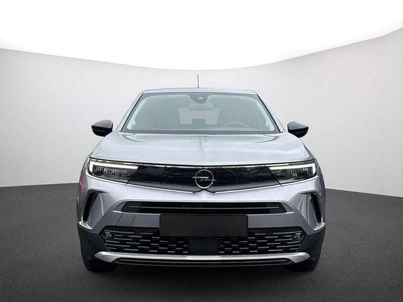 Gebraucht Opel Mokka-e Elegance 100 kW (136 PS) 2022 Kontrast grau/quarz silber SUV