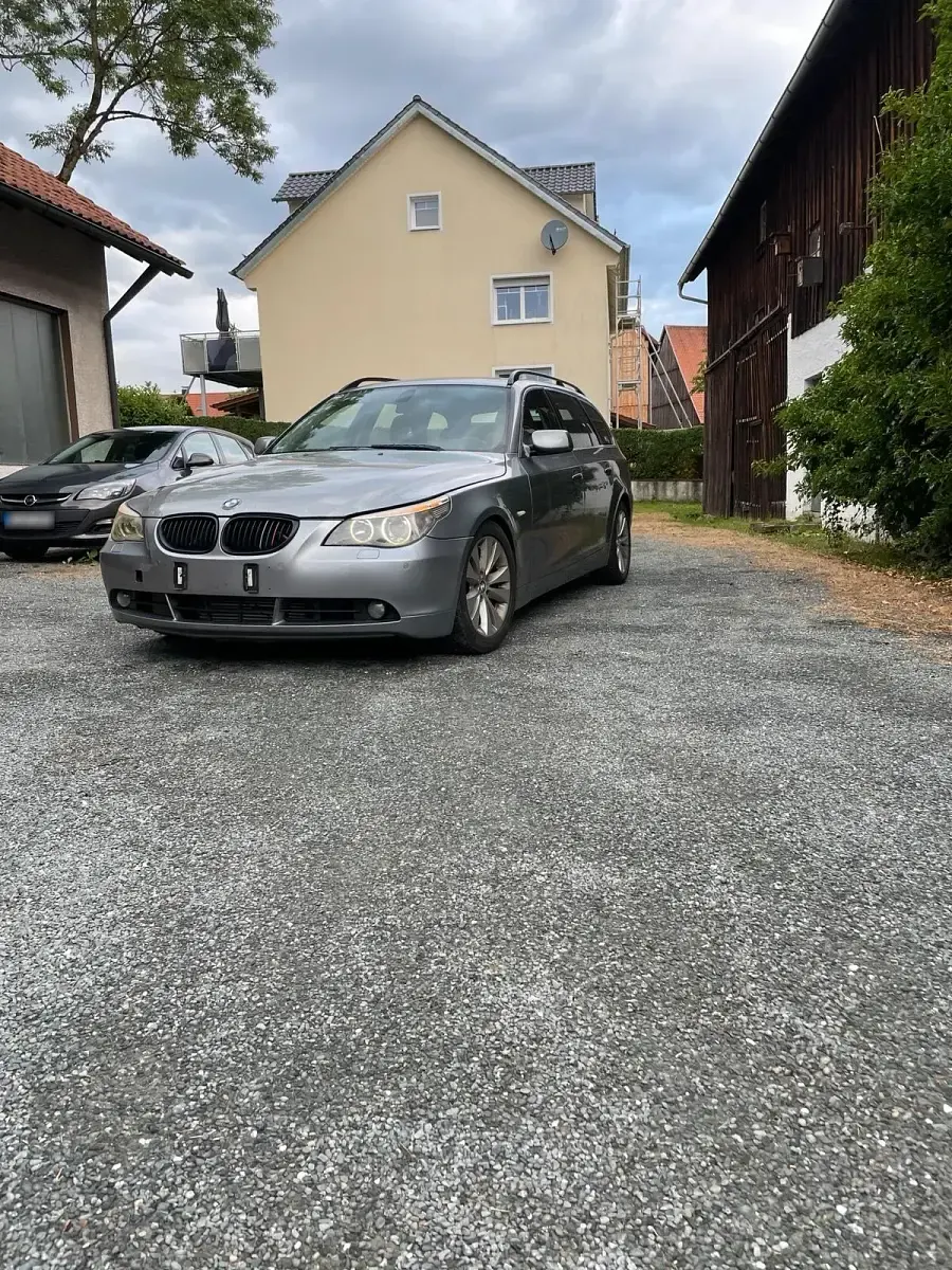 Gebraucht BMW 535 270 PS (198 kW) 2005 Kombi