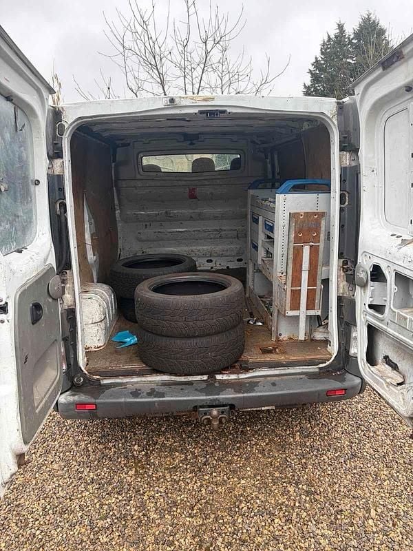 Gebraucht Opel Vivaro 2006 Grau Van / Kleinbus