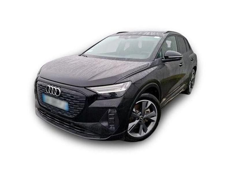 Gebraucht Audi Q4 e-tron Ambiente 219 kW (299 PS) 2022 Mythosschwarz metallic SUV