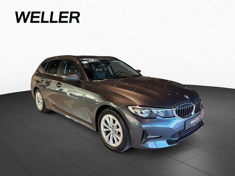Gebraucht BMW 318 Sport Line 150 PS (110 kW) 2021 Grau Kombi