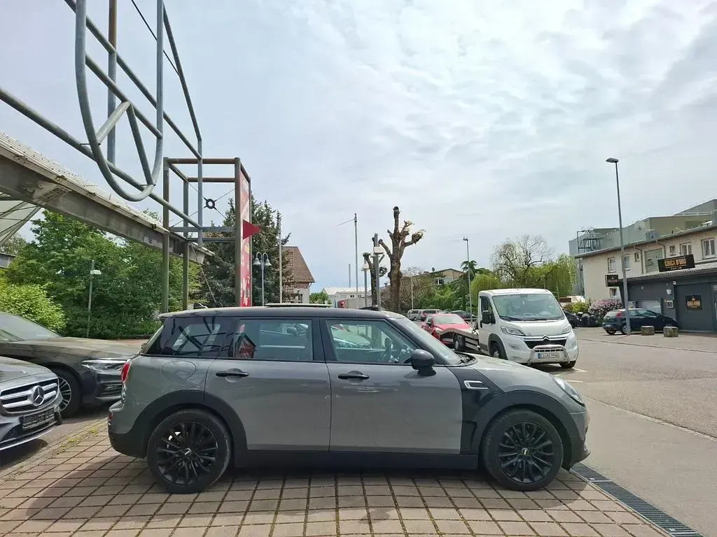 Gebraucht Mini One Clubman Pepper 102 PS (75 kW) 2017 Grau Kombi