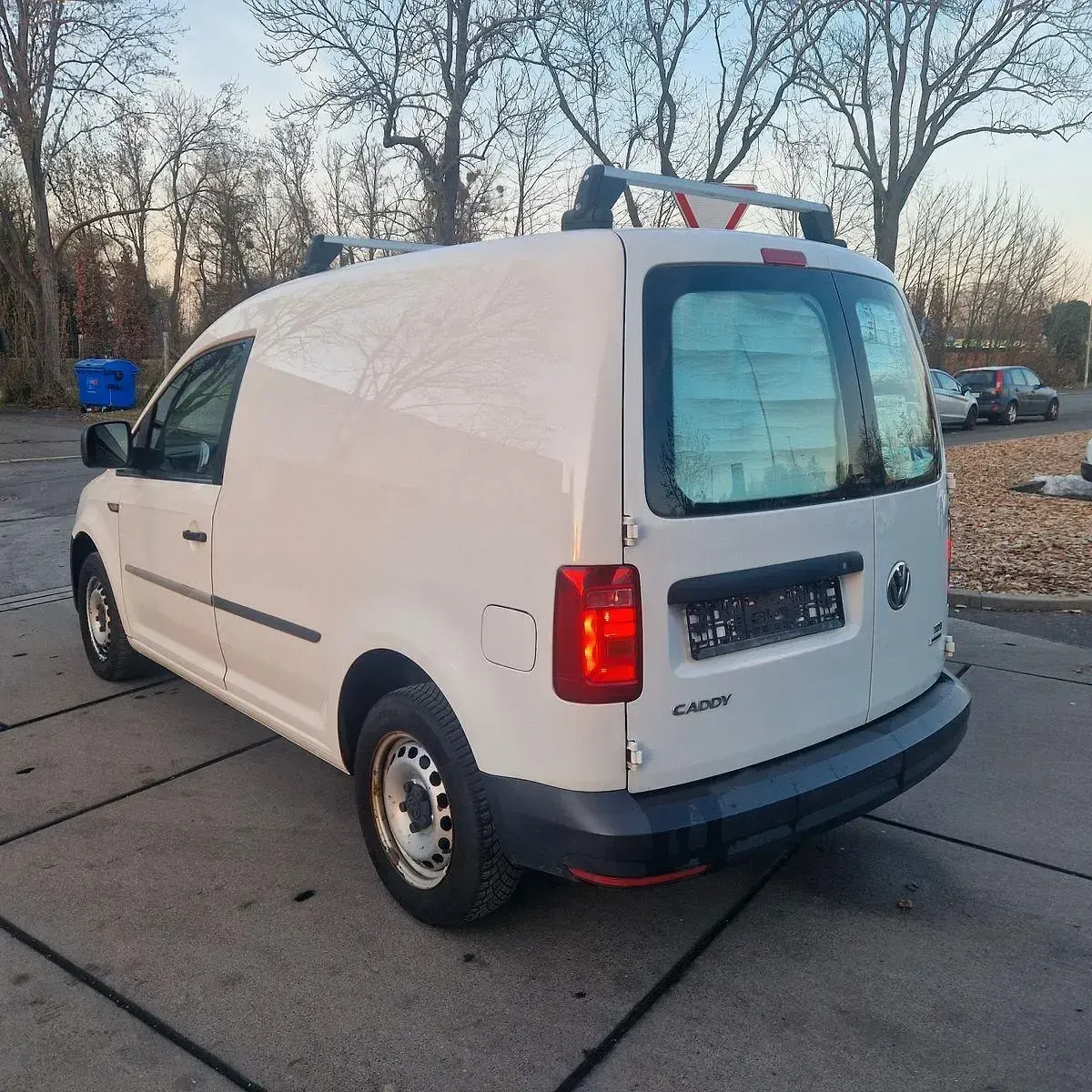 Gebraucht VW Caddy 75 PS (55 kW) 2016 Weiß Van / Kleinbus