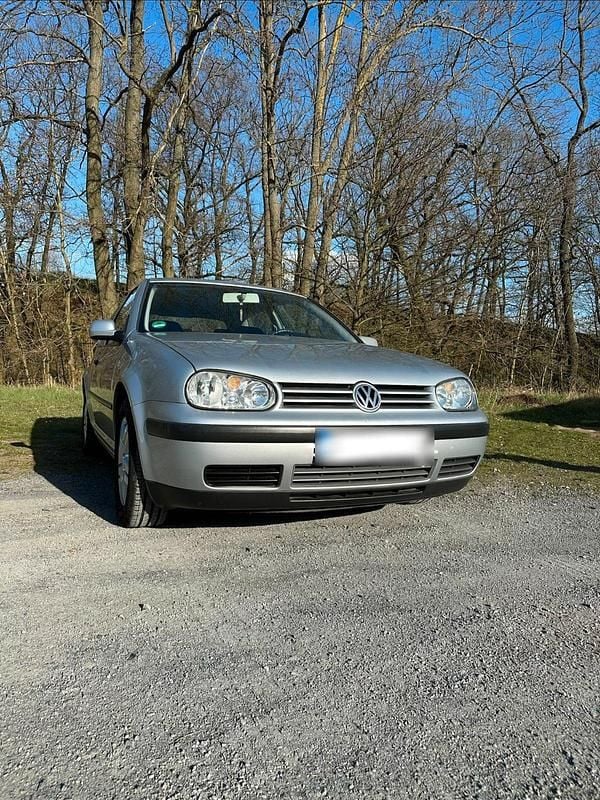Gebraucht VW Golf IV 75 PS (55 kW) 2003 Silber Kleinwagen