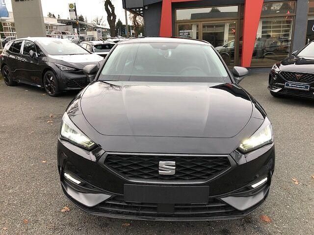 Gebraucht Seat Leon FR 110 PS (80 kW) 2022 Schwarz metallic Limousine
