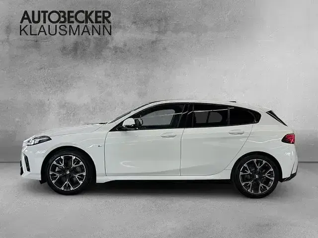 Gebraucht BMW 123 M Sport 204 PS (150 kW) 2025 Weiss Kleinwagen