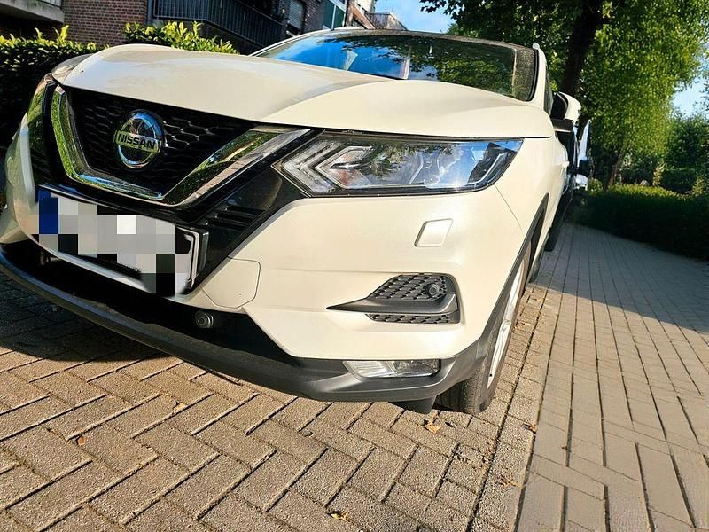 Weiß Gebraucht 2019 Nissan Qashqai Acenta SUV | 18.000 € (Teuer) - Bild 1/3