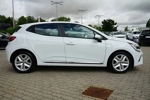 Gebraucht Renault Clio V Intens 91 PS (66 kW) 2021 Weiß Limousine