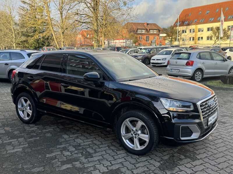 Gebraucht Audi Q2 Sport 150 PS (110 kW) 2017 Schwarz SUV