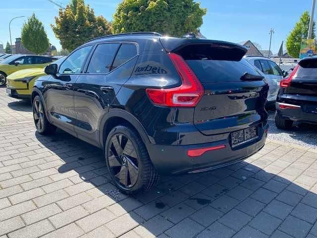 Gebraucht Volvo XC40 145 PS (106 kW) 2025 SUV