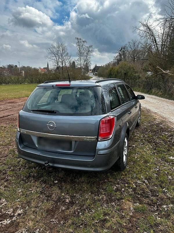 Usata Opel Astra 105 CV (77 kW) 2005 Station wagon