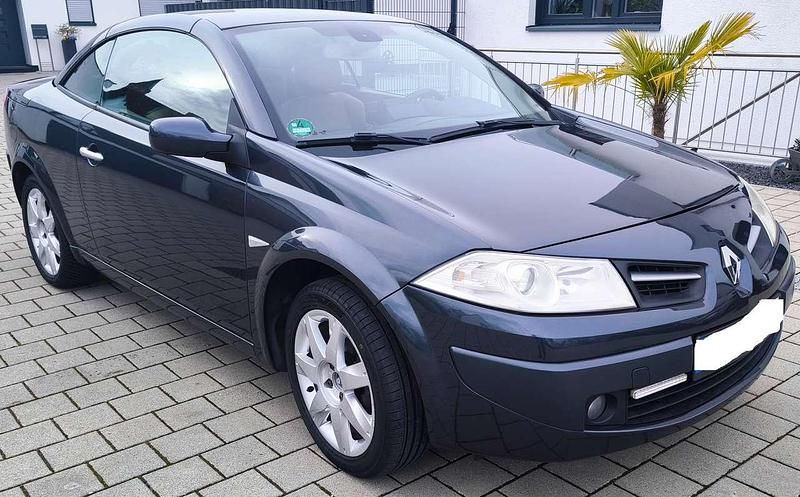 Gebraucht Renault Mégane Cabriolet Exception 131 PS (96 kW) 2008 Grau Cabrio
