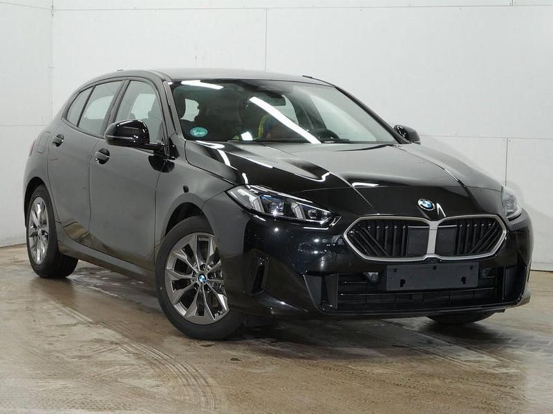 Gebraucht BMW 120 163 PS (119 kW) 2024 Schwarz Kleinwagen