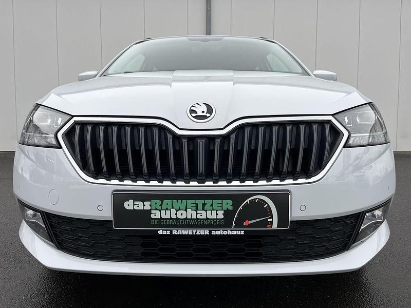 Gebraucht Skoda Fabia Ambition 95 PS (69 kW) 2022 Weiß Kombi