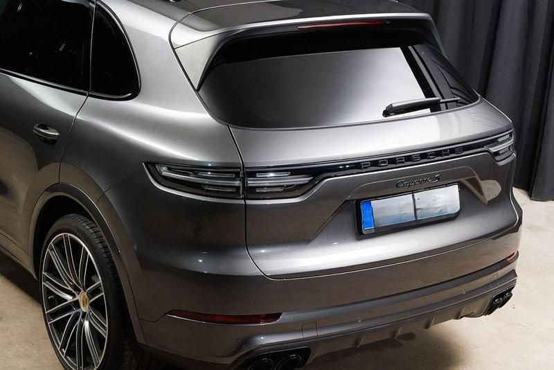 Gebraucht Porsche Cayenne 441 PS (324 kW) 2019 Grau SUV