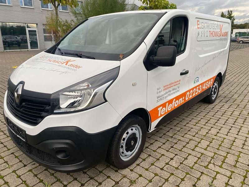 Gebraucht Renault Trafic Komfort 90 PS (66 kW) 2016 Weiß Van / Kleinbus