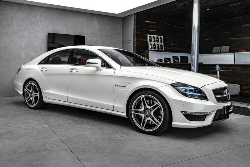 Gebraucht Mercedes CLS63 AMG AMG 525 PS (386 kW) 2012 Weiß Limousine